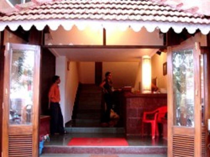 Oyo Flagship Paradise Inn Near Immaculate Conception Church Panaji Εξωτερικό φωτογραφία